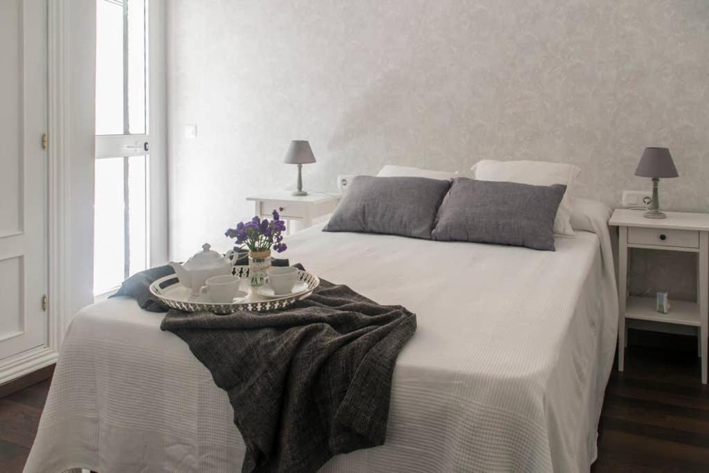 New!!! Luxury City Center & Private Terrace مالقة المظهر الخارجي الصورة